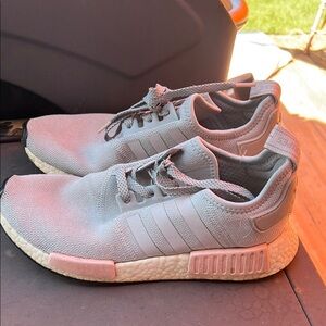 Womens adidas boost size 8.5